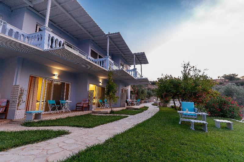 Sunny Place Resort Кранидион Экстерьер фото