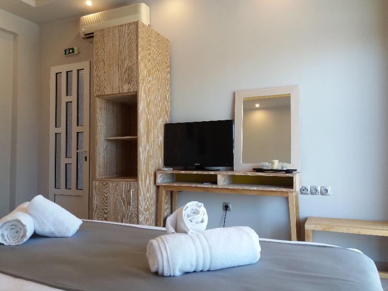 Sunny Place Resort Кранидион Экстерьер фото